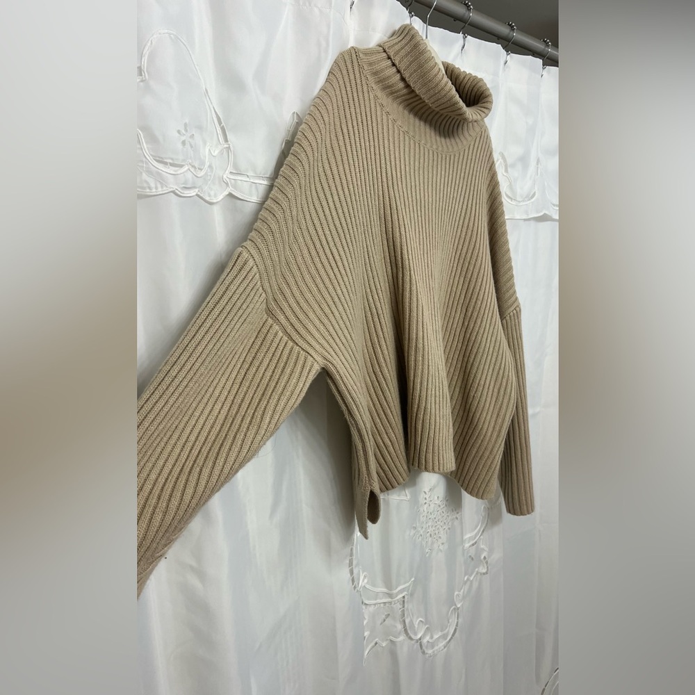 LBLC The Label Oversized Ribbed Turtleneck Sweater Camel Beige Size XS - Picture 6 of 11